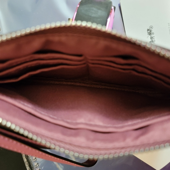 Coach Signature Logo Handcrafted Accessory - Picture 8 of 9